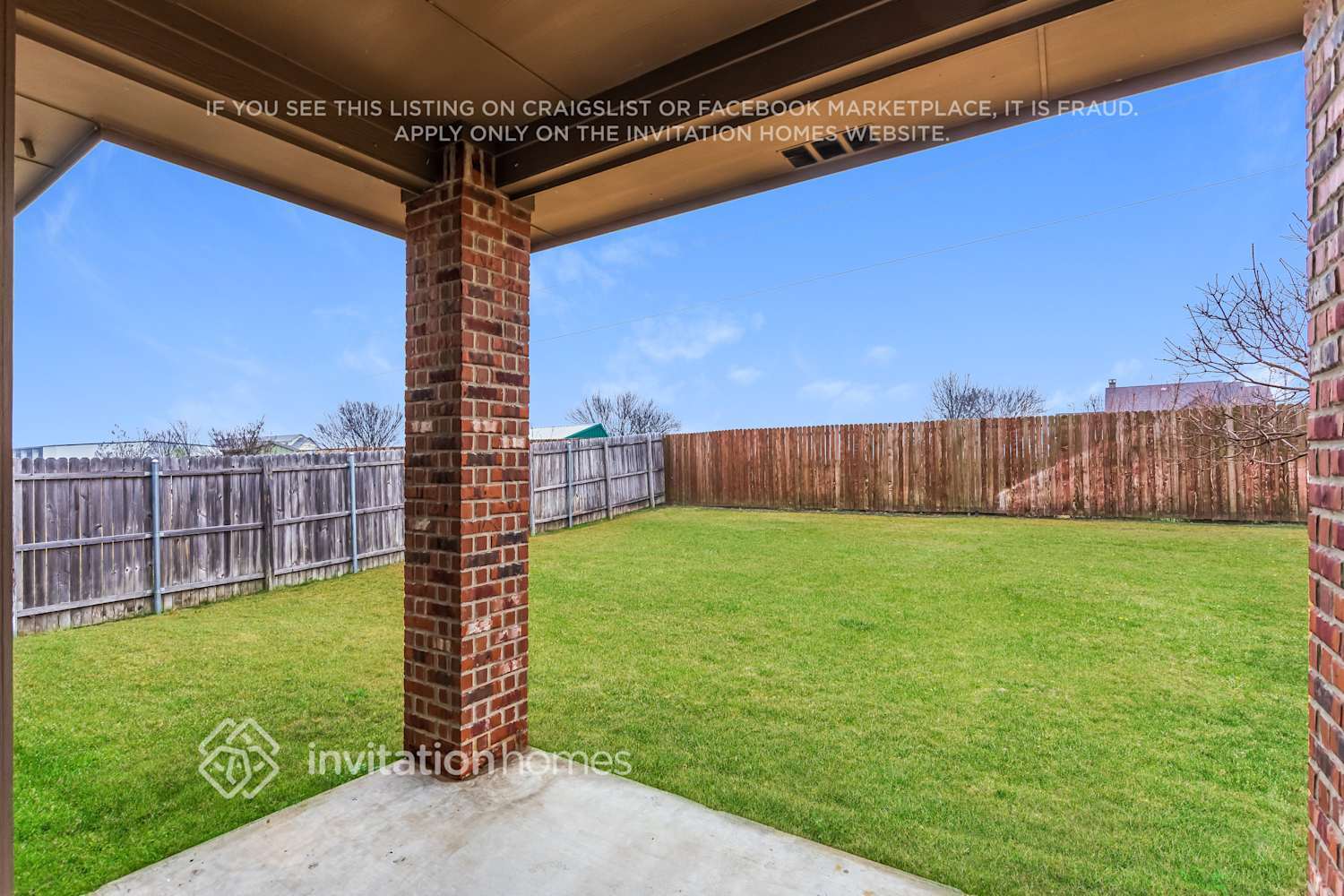 Building Photo - 3317 Tamarack Ln
