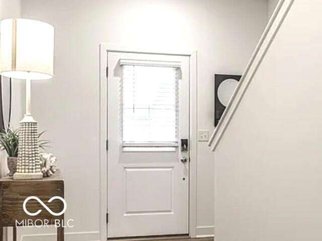 Building Photo - 6531 Hawthorne Dr