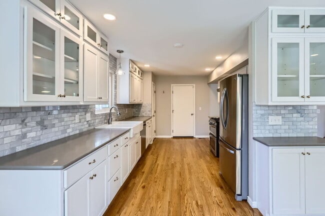 Building Photo - 8655 Boxelder Dr