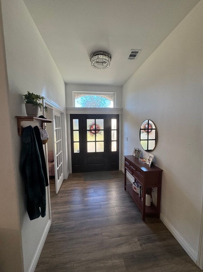 Building Photo - 421 Mt Pleasant St