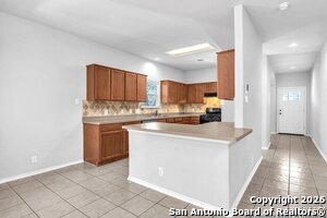 Building Photo - 343 Willow Grove Dr