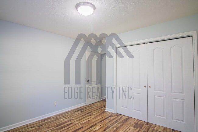 Building Photo - 174 Aquinnah Dr