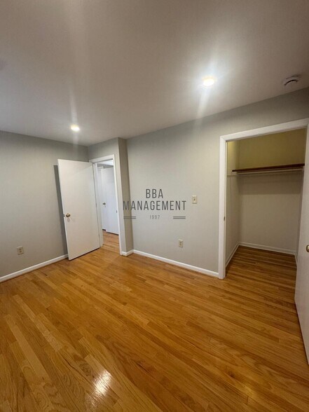 Building Photo - 28 Brentwood St