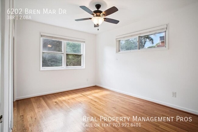 Building Photo - 6202 Bren Mar Dr