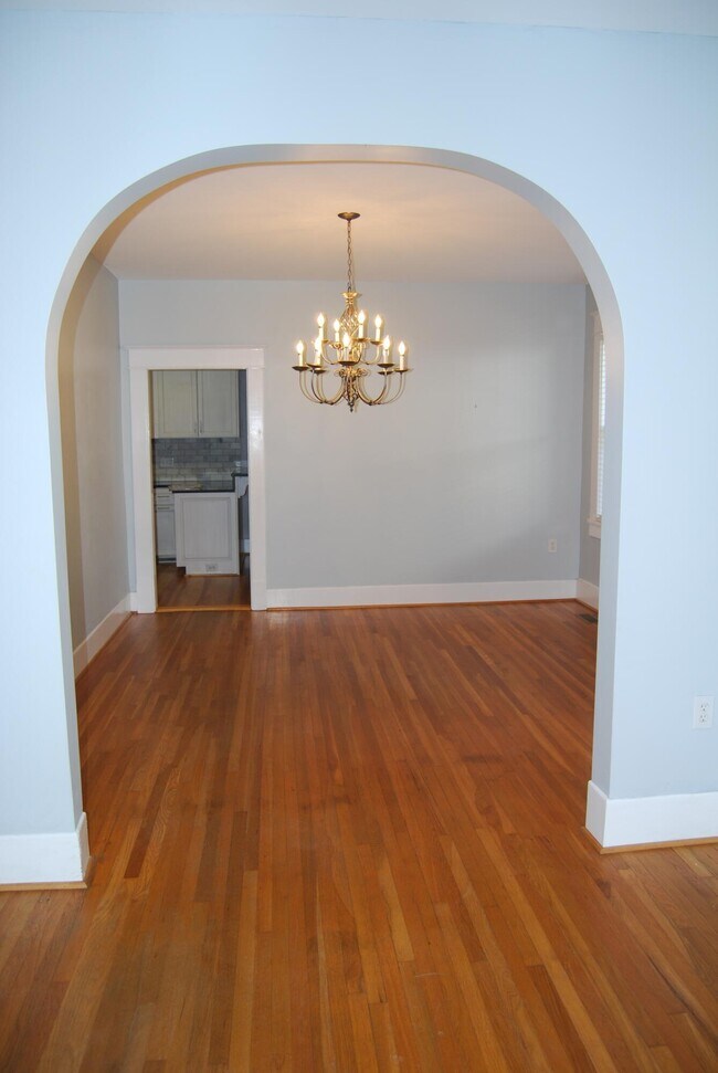 Building Photo - 2809 Lombardy Ct