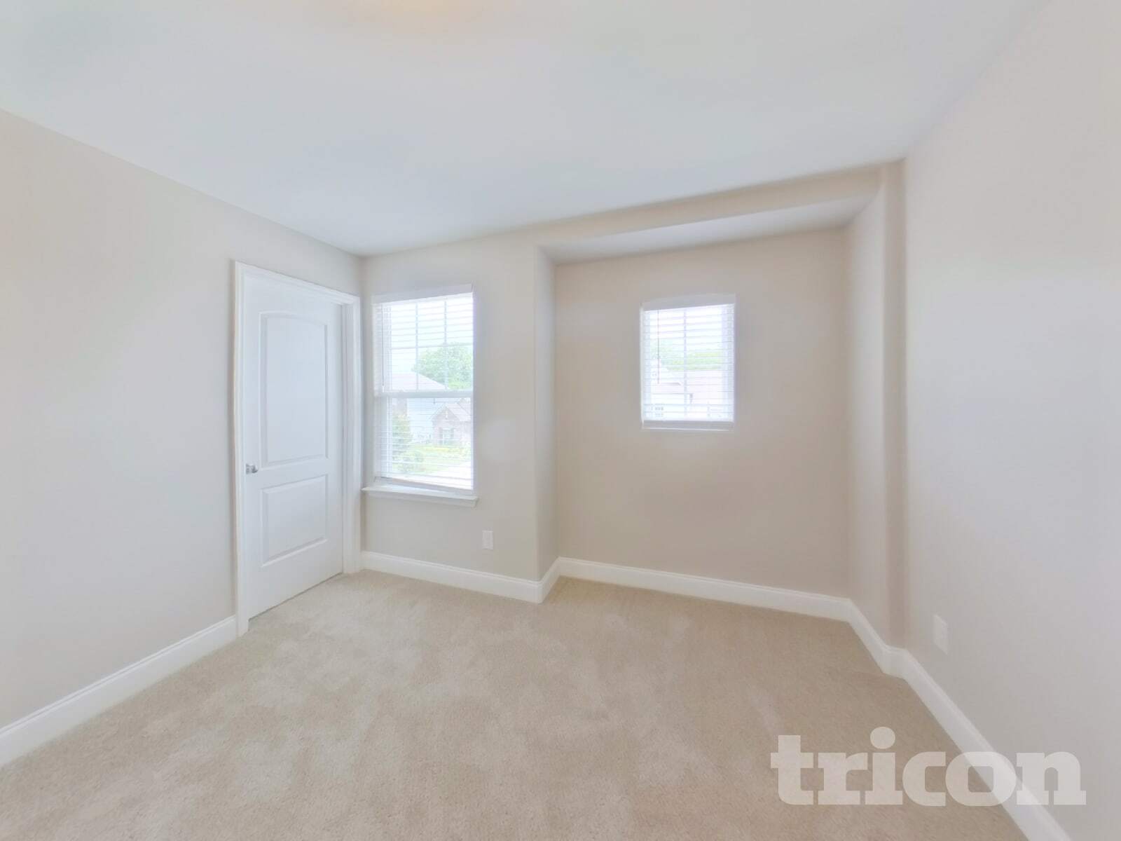 Building Photo - 1023 Solomon Ln