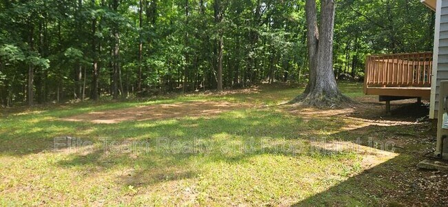 Building Photo - 8106 Tamalpais Ct