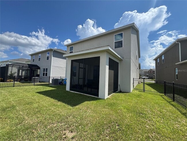 Building Photo - 7902 Syracuse Dr