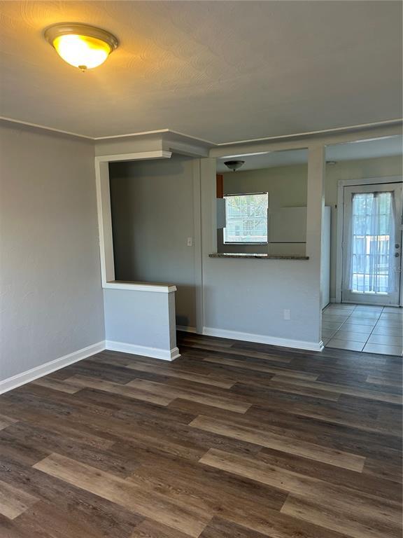 Building Photo - 121 Pershing St NE