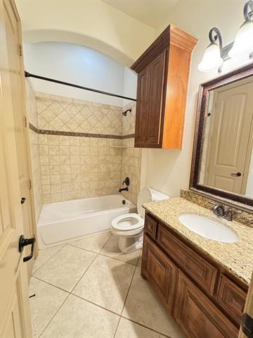 Building Photo - 4616 Vista Grande Dr
