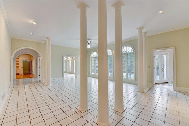 Building Photo - 1000 Grayson Pkwy