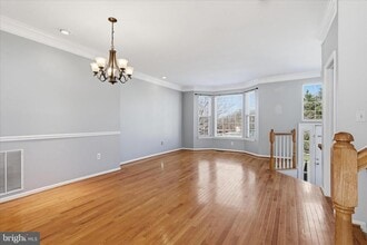 Building Photo - 8731 Farnham Way