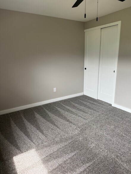 Building Photo - 1760 Shoshoni Dr