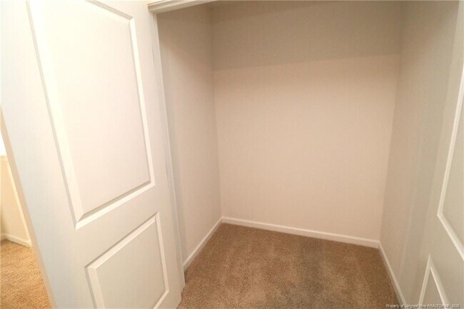 Building Photo - 360 Freestall Dr