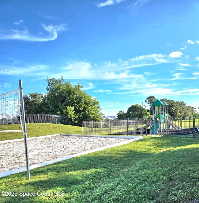 Building Photo - 4550 Radiant Way