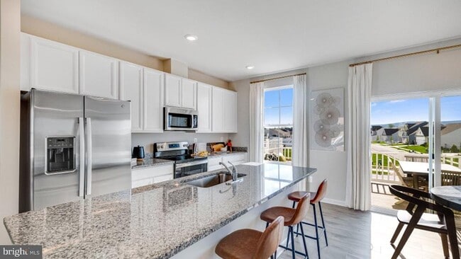 Building Photo - 327 Sandy Btm Cir