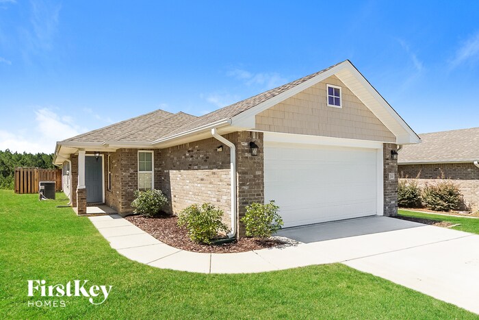 Building Photo - 2043 Village Ridge Cir