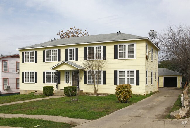 Building Photo - 323 Natalen Avenue