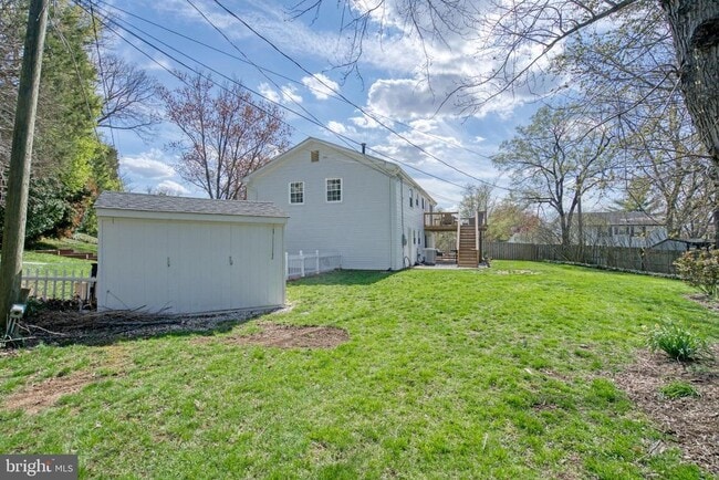 Building Photo - 12805 Point Pleasant Dr