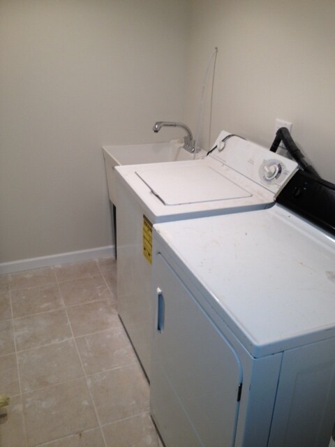 Building Photo - 2832 Texas Avenue South