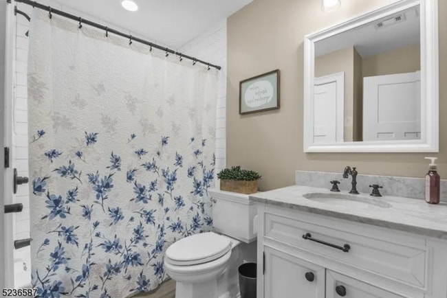 Building Photo - Modern Colonial Single-Family Home