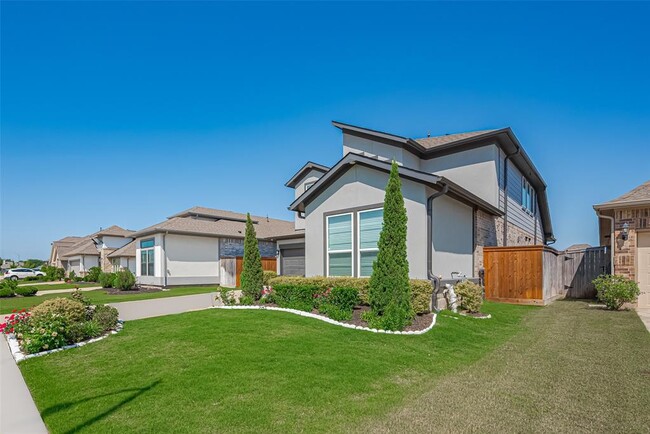 Building Photo - 1818 Smithers Landing Dr