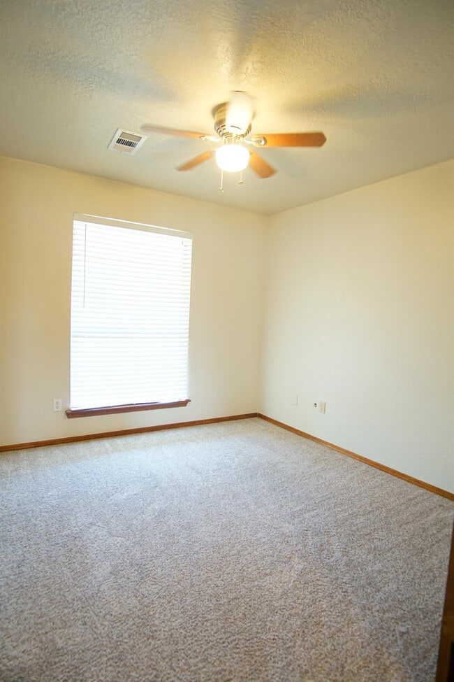 Building Photo - 11709 Tyson Ct