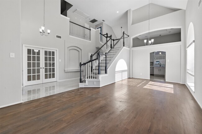 Building Photo - 17711 Shelby Oaks Cir