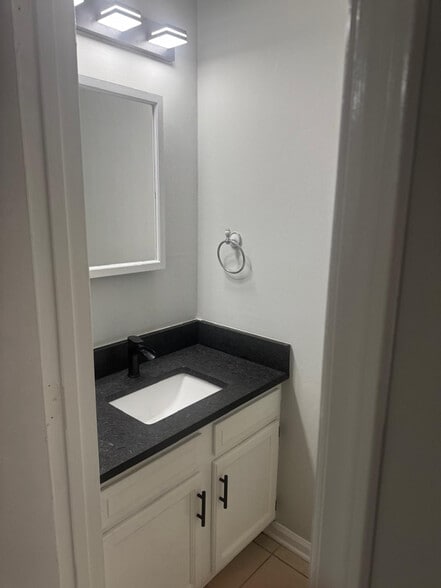 Building Photo - 8412 Rust Wood Pl