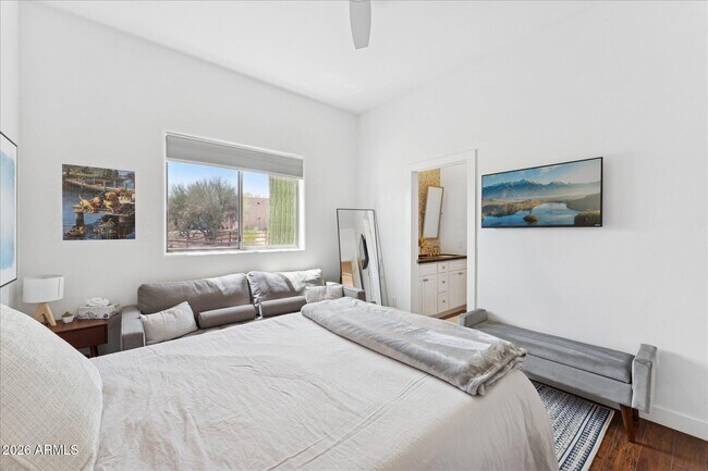 Building Photo - 14604 E Peak View Rd