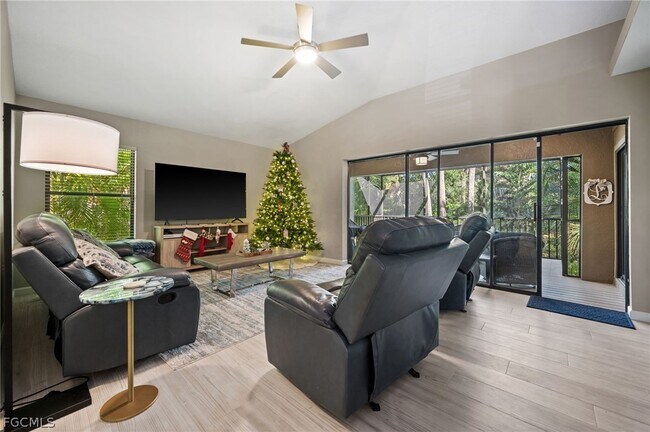 Building Photo - 17611 Marco Island Ln