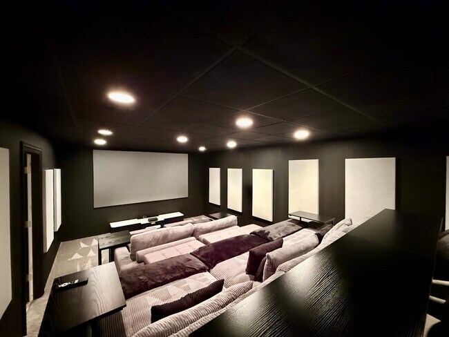 Building Photo - 354 Baltimore Dr