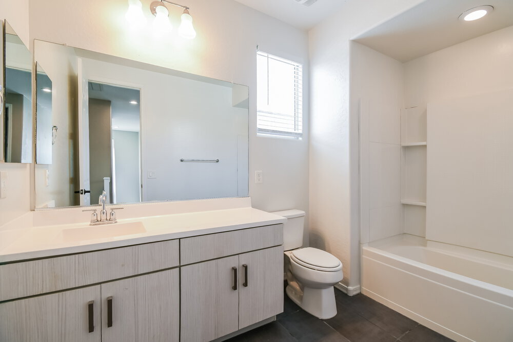 Building Photo - 9528 E Travertine Ave