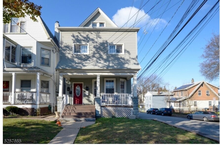 Building Photo - 26 Ella St