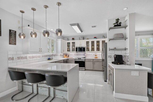 Building Photo - 8890 Cobblestone Point Cir