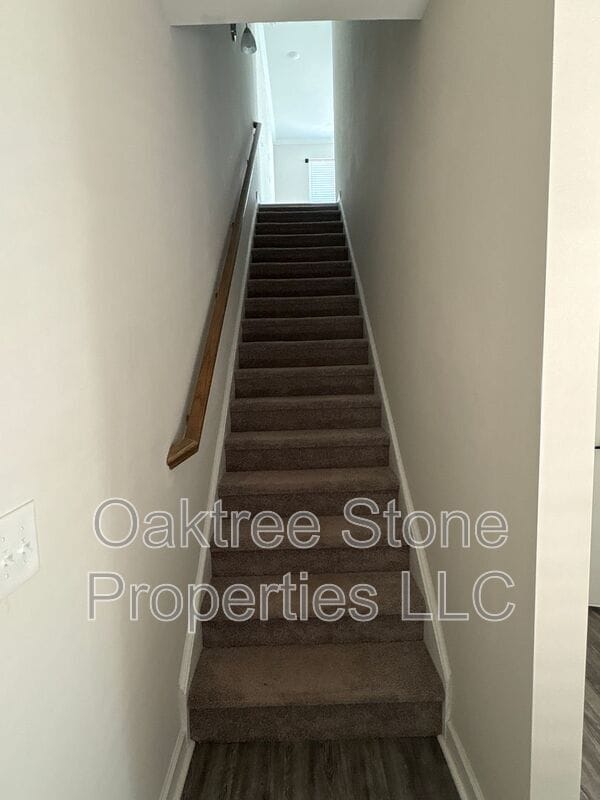 Building Photo - 2591 Ocean Dr NW