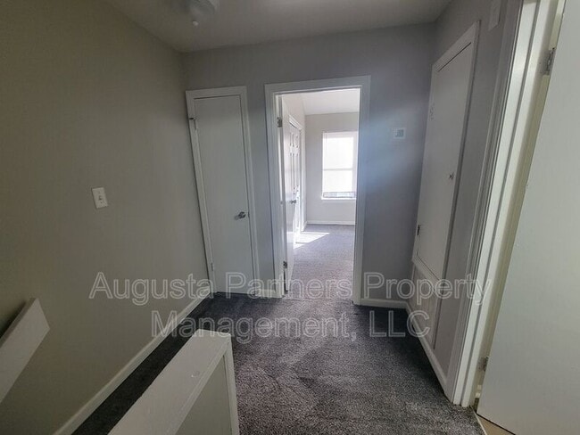 Building Photo - 152 Chalet North CT