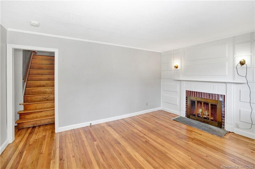 Building Photo - 234 Mansfield Ave