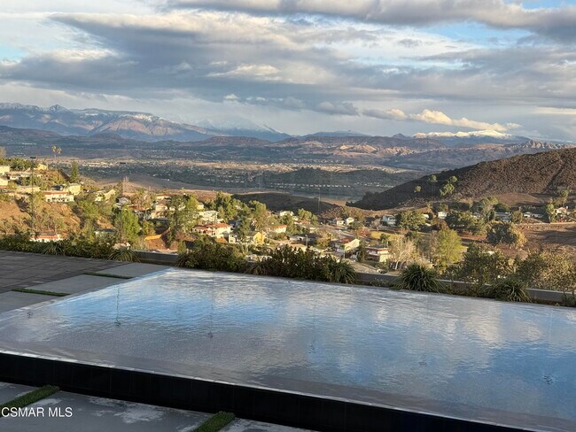 Building Photo - 4066 Calle Del Sol