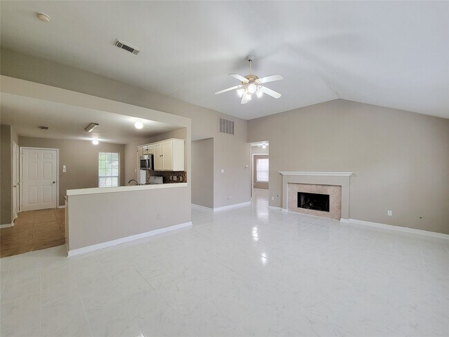 Building Photo - 5322 Rivergate Dr