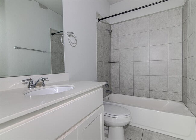 Building Photo - 1311 Hazleton Cove