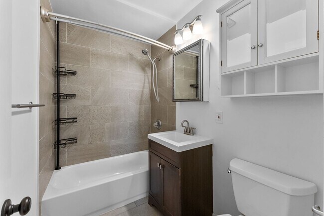 Building Photo - Coconino Apartments