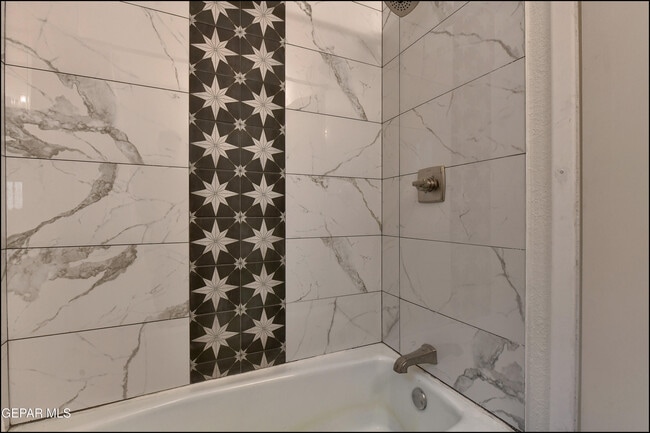 Building Photo - 3609 Okeefe Dr