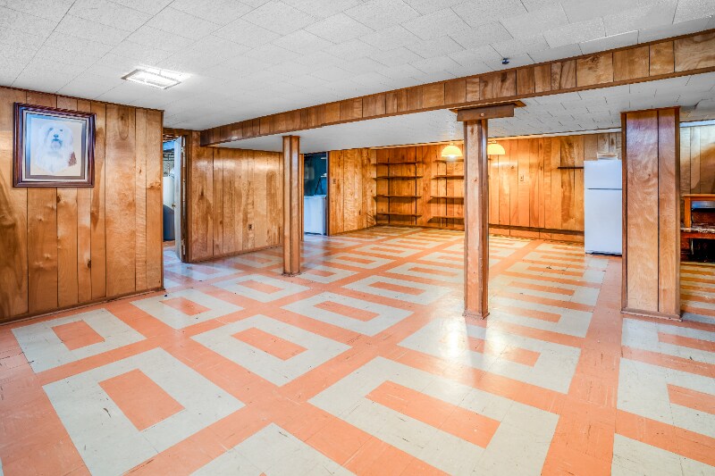 Building Photo - 7621 Amboy St