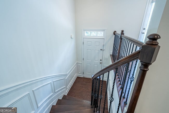 Building Photo - 1504 Woodbridge Way NE