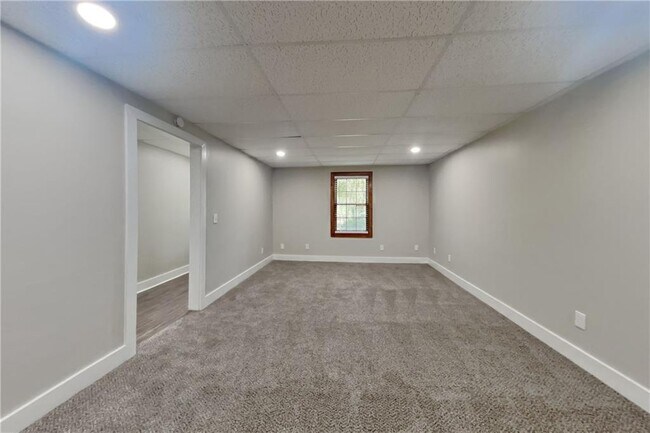 Building Photo - 4614 Blakedale Cir