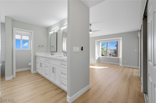 Building Photo - 2736 Crystal Beach Dr