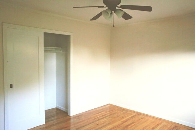 Building Photo - Charming 2 Bed/1 Bath House with Yard and ...