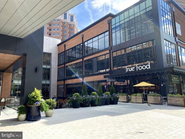 Building Photo - 3830 9th St N