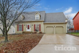 Building Photo - 428 N Mesquite St